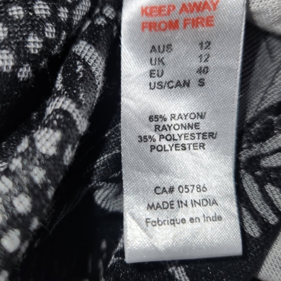 Orientique Patterned Top - Picture 4 of 7